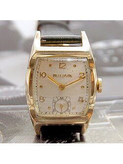 นาฬิกาเก่า BULOVA ไขลานสองเข็มครึ่ง