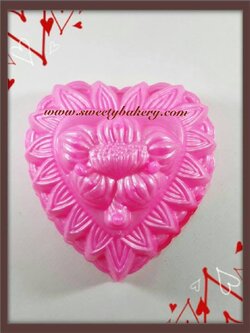 แม่พิมพ์ขนม แม่พิมพ์วุ้น แม่พิมพ์พลาสติกสองชั้น รูปหัวใจ ลายดอกไม้ เบอร์ 2
