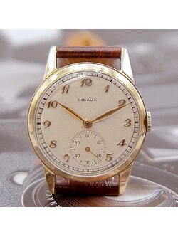 นาฬิกาเก่า RIBAUX ไขลานสองเข็มครึ่ง