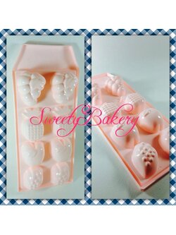 แม่พิมพ์ขนม แม่พิมพ์วุ้น แม่พิมพ์พลาสติก รูปผลไม้รวม (สีเลือกไม่ได้นะคะ แล้วแต่ล็อตของโรงงาน)