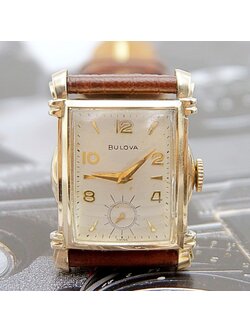 นาฬิกาเก่า BULOVA ไขลานสองเข็มครึ่ง