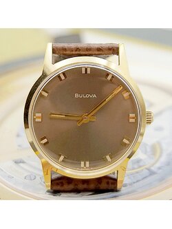 นาฬิกาเก่า BULOVA ไขลาน