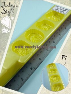 !!สินค้าลดราคา!! ลดกระหน่ำ พิมพ์ขนมสัมปันนี แบบมีด้าม ซื้อ 1 แถม 1 (เลือกลายไม่ได้นะคะ คละลายให้)