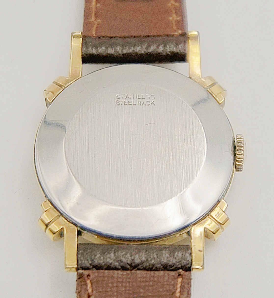 นาฬิกาเก่า BENRUS ไขลานสองเข็มครึ่ง พร้อมกล่อง