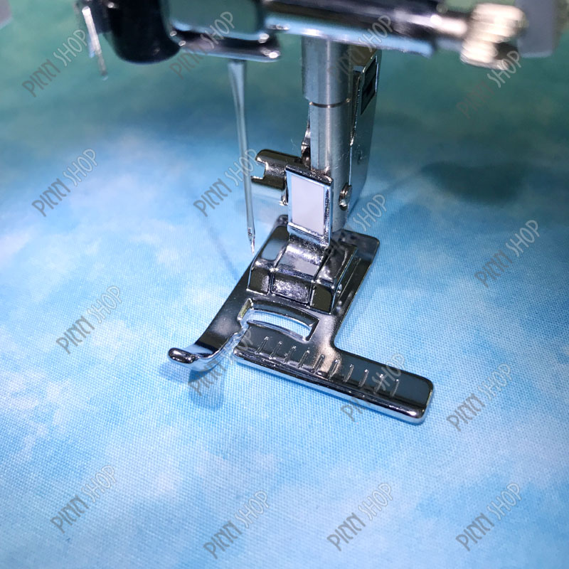 ตีนผีเย็บตะเข็บพร้อมที่วัดระยะ