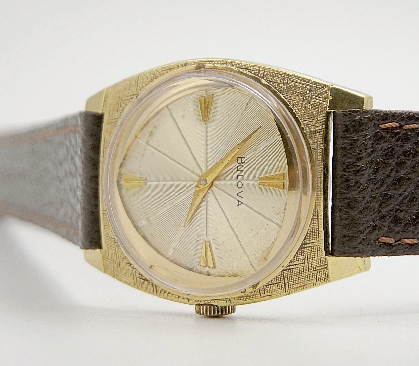 นาฬิกาเก่า BULOVA ไขลาน