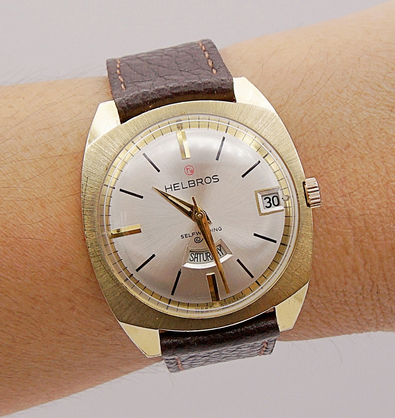 นาฬิกาเก่า HELBROS ออโตเมติก