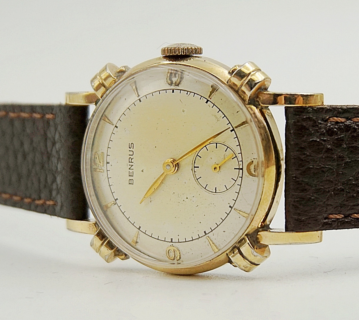 นาฬิกาเก่า BENRUS ไขลานสองเข็มครึ่ง พร้อมกล่อง