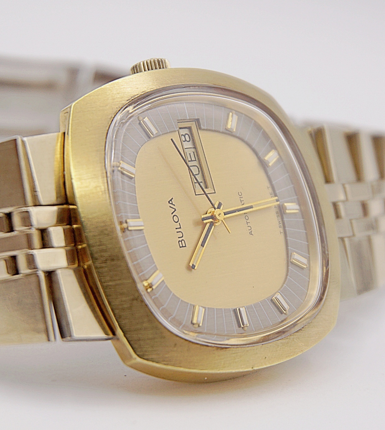 นาฬิกาเก่า BULOVA ออโตเมติก