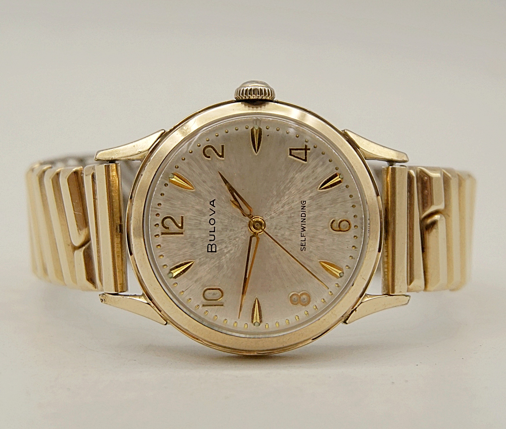 นาฬิกาเก่า BULOVA ออโตเมติก พร้อมกล่อง