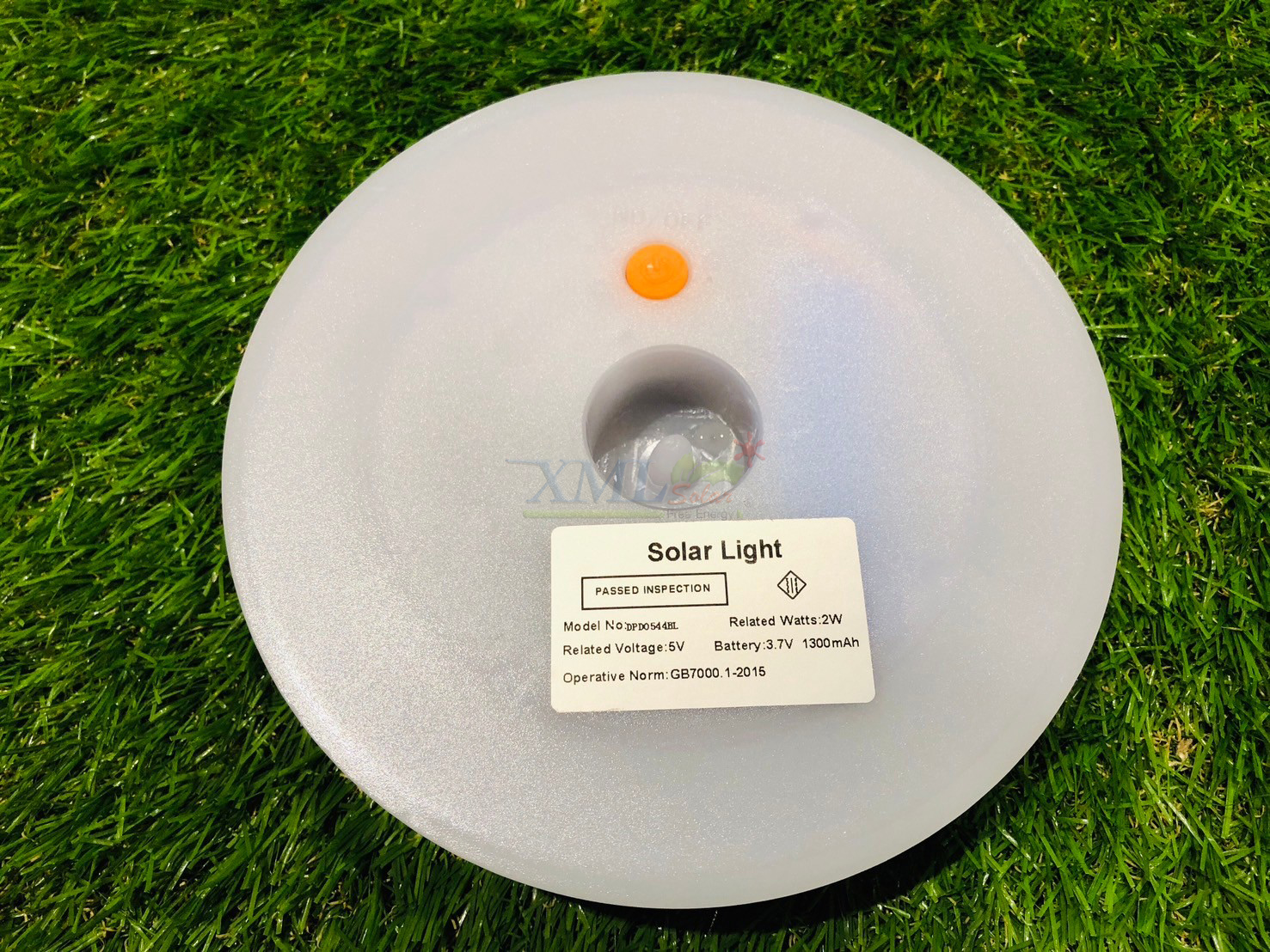 โคมไฟฝังพื้นโซล่าเซลล์ ทรงกลม รุ่น DPD-0544 (แสงขาว + เหลืองวอมไวท์)