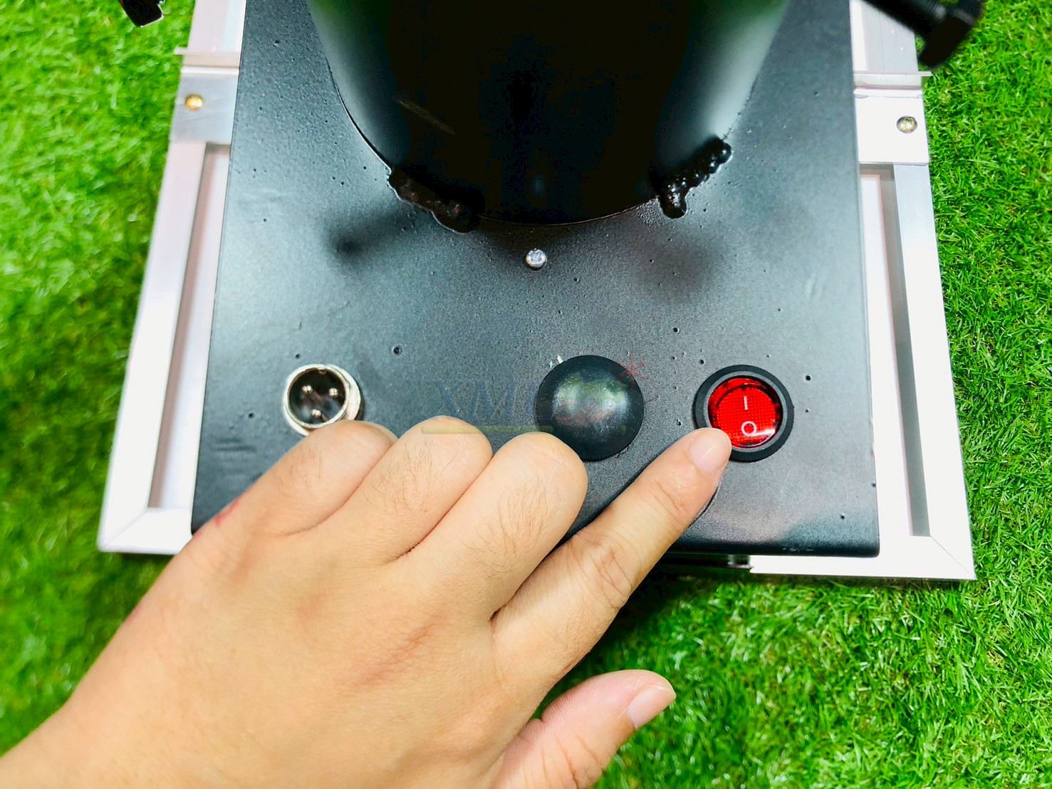 ป้ายเตือน ระวังคนข้ามถนน แบบไฟกระพริบโซล่าเซลล์ (ระบบ 24 ชม.) (pre order 5-7 วัน)