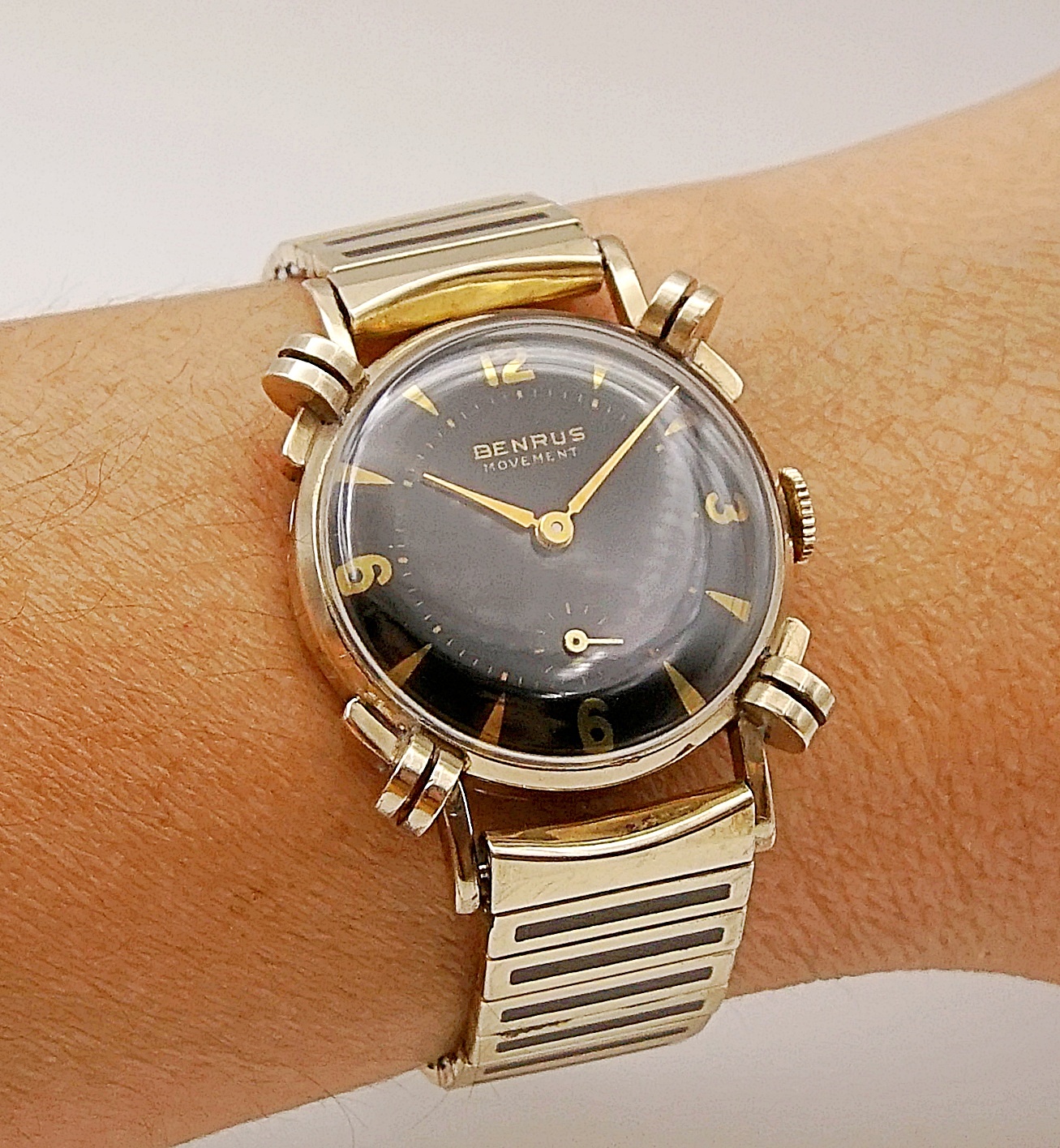 นาฬิกาเก่า BENRUS ไขลาน