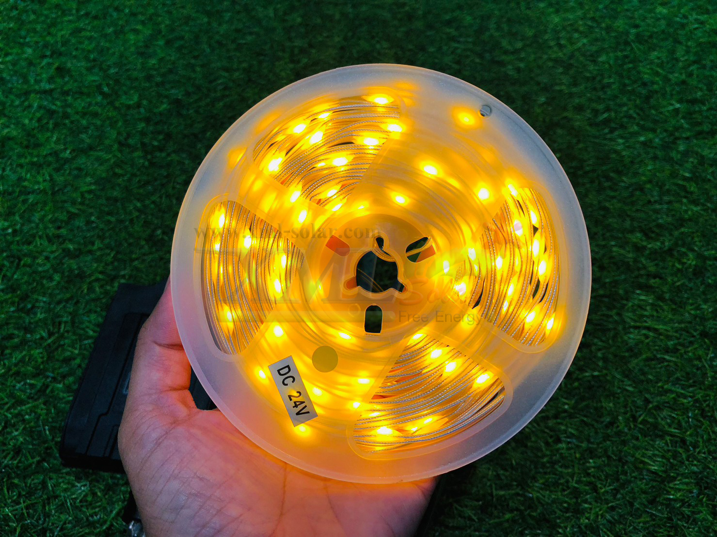 ไฟกระพริบโซล่าเซลล์ รุ่นใหม่สายขาว ยาว 10 เมตร (เเสง : เหลืองเข้ม)