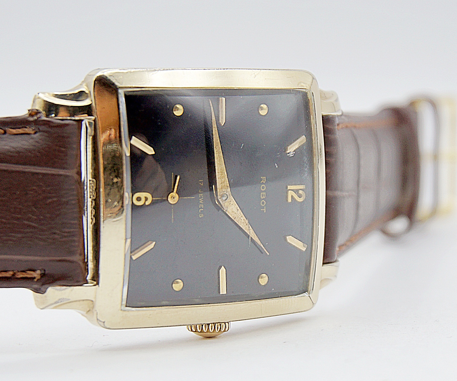 นาฬิกาเก่า ROBOT ไขลาน