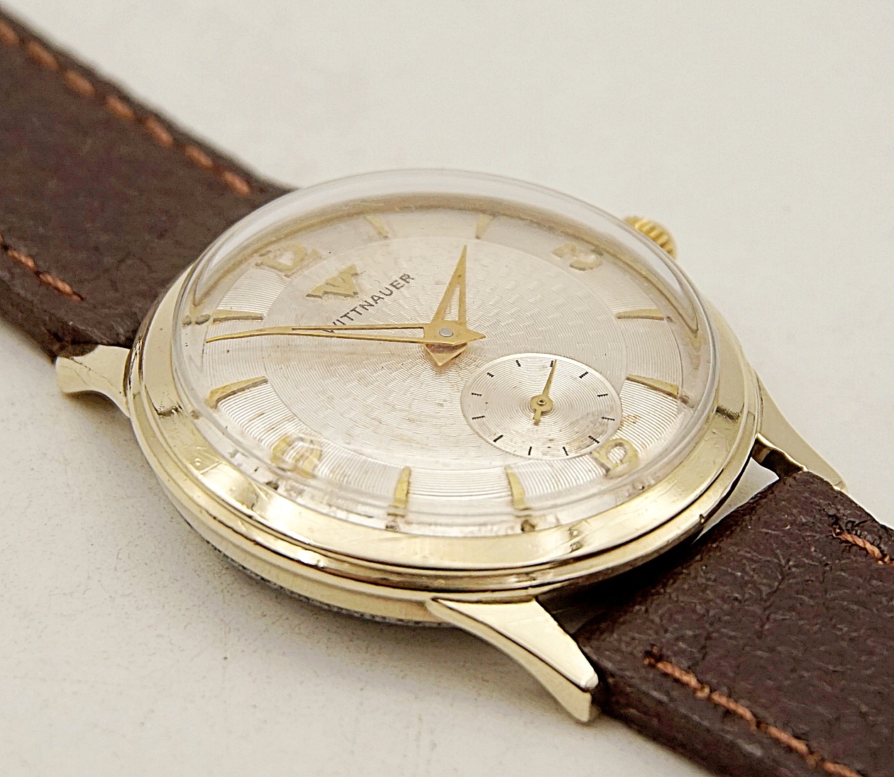 นาฬิกาเก่า WITTNAUER BY LONGINES ไขลานสองเข็มครึ่ง
