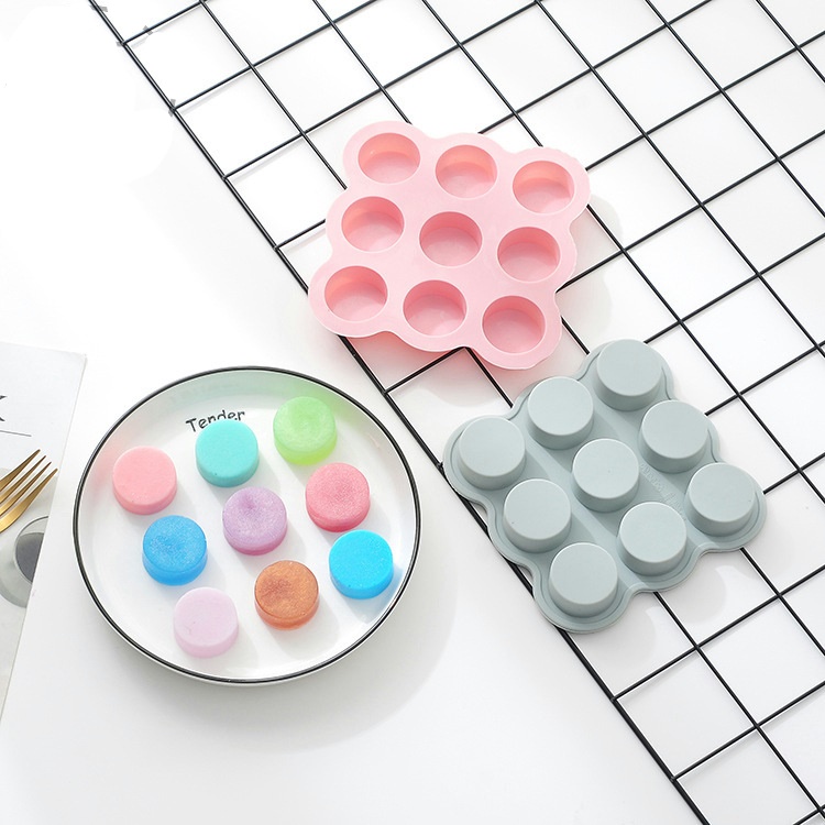 โมล(Mold) แม่พิมพ์ซิลิโคน ทำวุ้น ขนม สบู่ งานdiy ทรงกลม 9 ช่อง (25 G.)