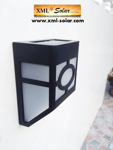 โคมไฟโซล่าเซลล์ ติดผนัง 2 LED ทรง ญี่ปุ่น (เเสง : เหลืองวอมไวท์)