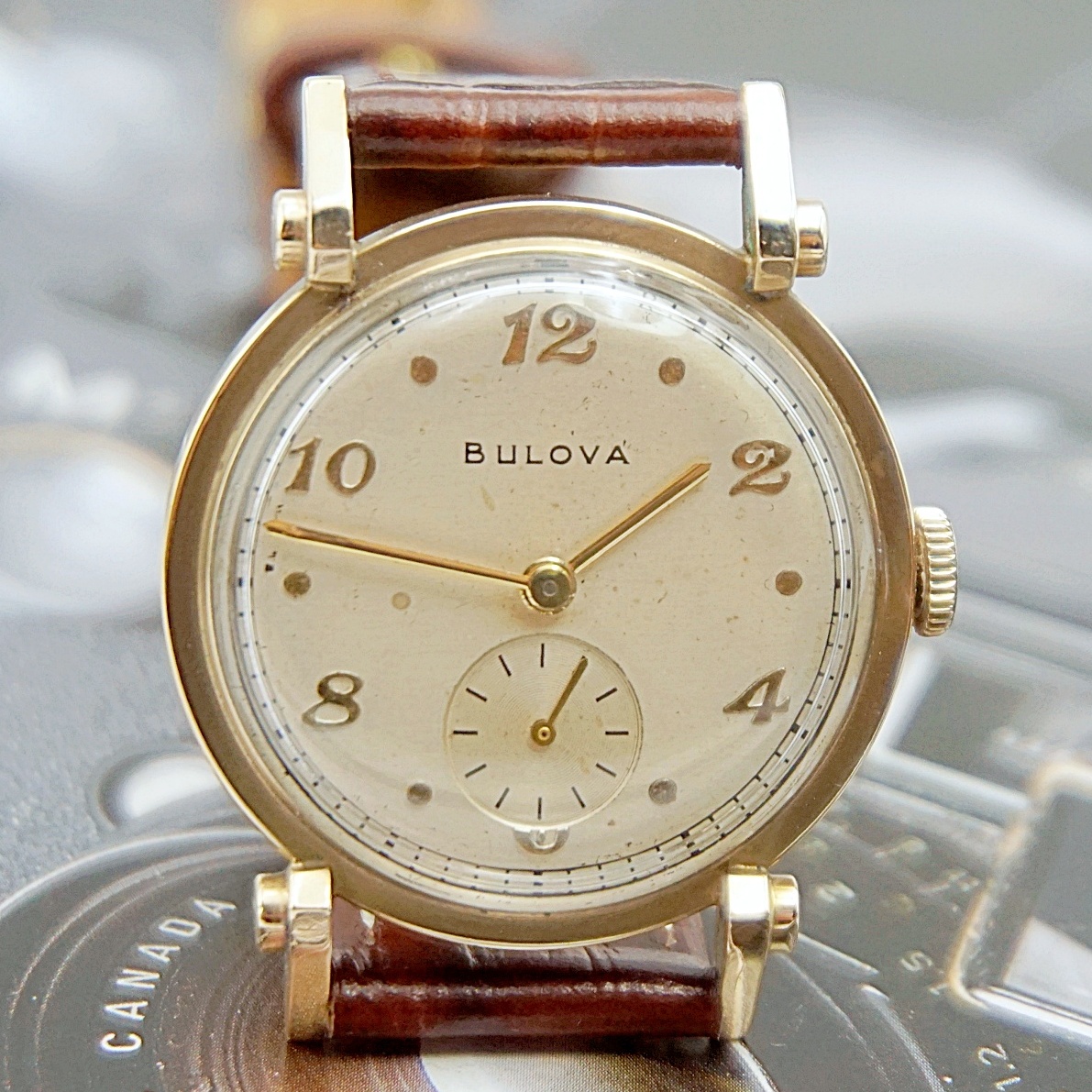 นาฬิกาเก่า BULOVA ไขลานสองเข็มครึ่ง