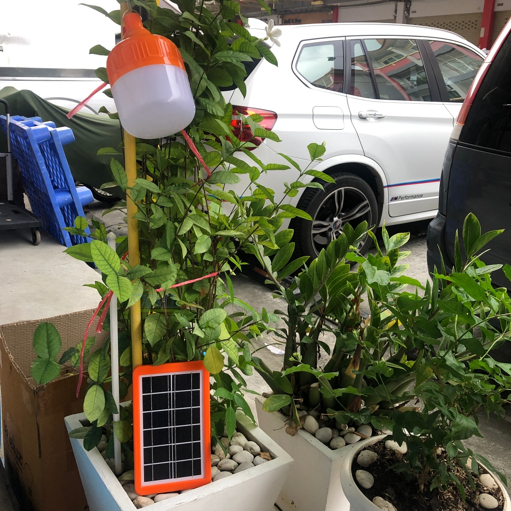 โคมไฟโซล่าเซลล์ ติดเพดาน อเนกประสงค์ 50w (แสง : ขาว)