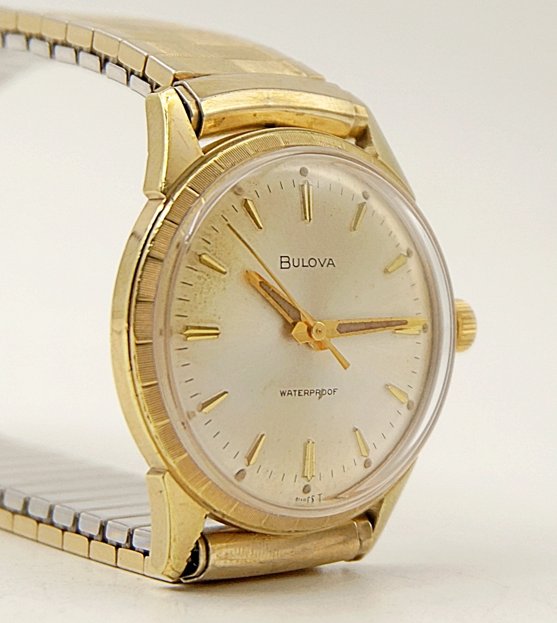 นาฬิกาเก่า BULOVA ไขลาน