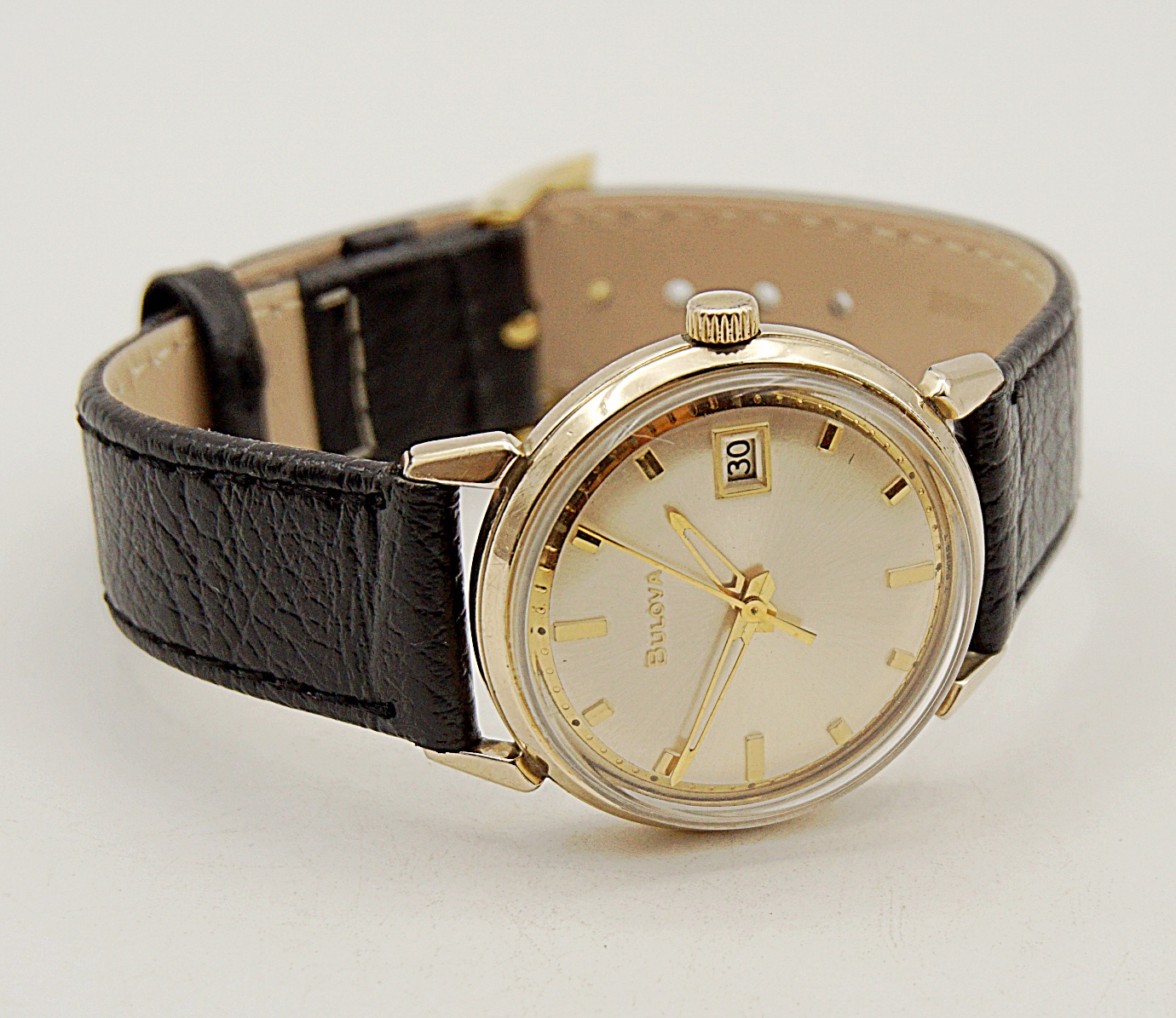 นาฬิกาเก่า BULOVA ไขลาน