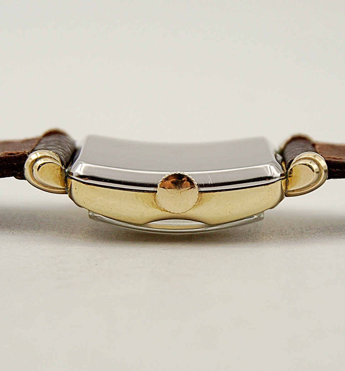 นาฬิกาเก่า WITTNAUER BY LONGINES ไขลานสองเข็มครึ่ง