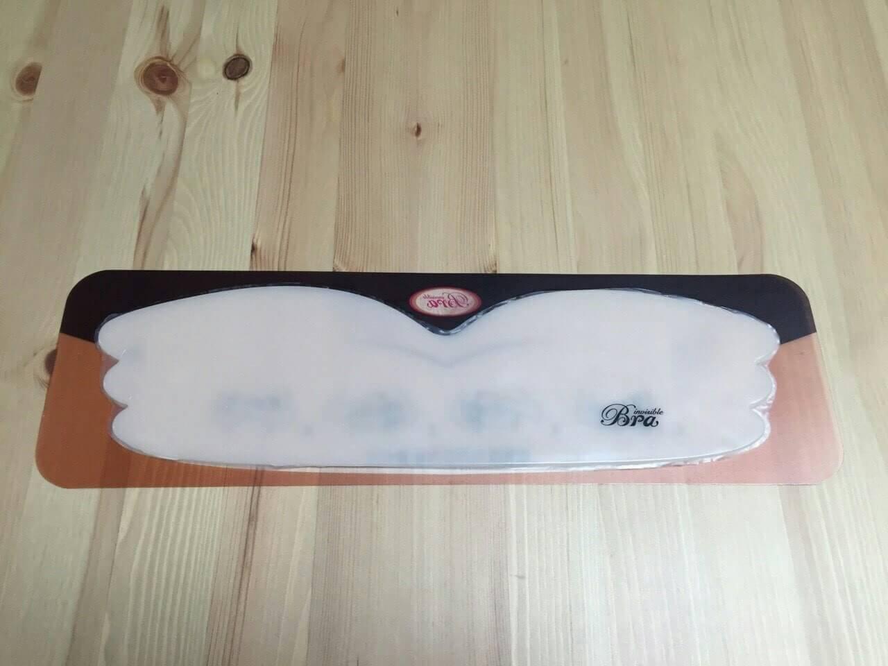 เกาะอกซิลิโคน ยกอกชิด เป็นแผ่นซิลิโคน มีเนื้อกาวทั้งแผ่น ใส่ได้ทั้งวันไม่หลุด ราคาส่ง 3 ชิ้น คละแบบได้ แผ่นละ 250 บาท