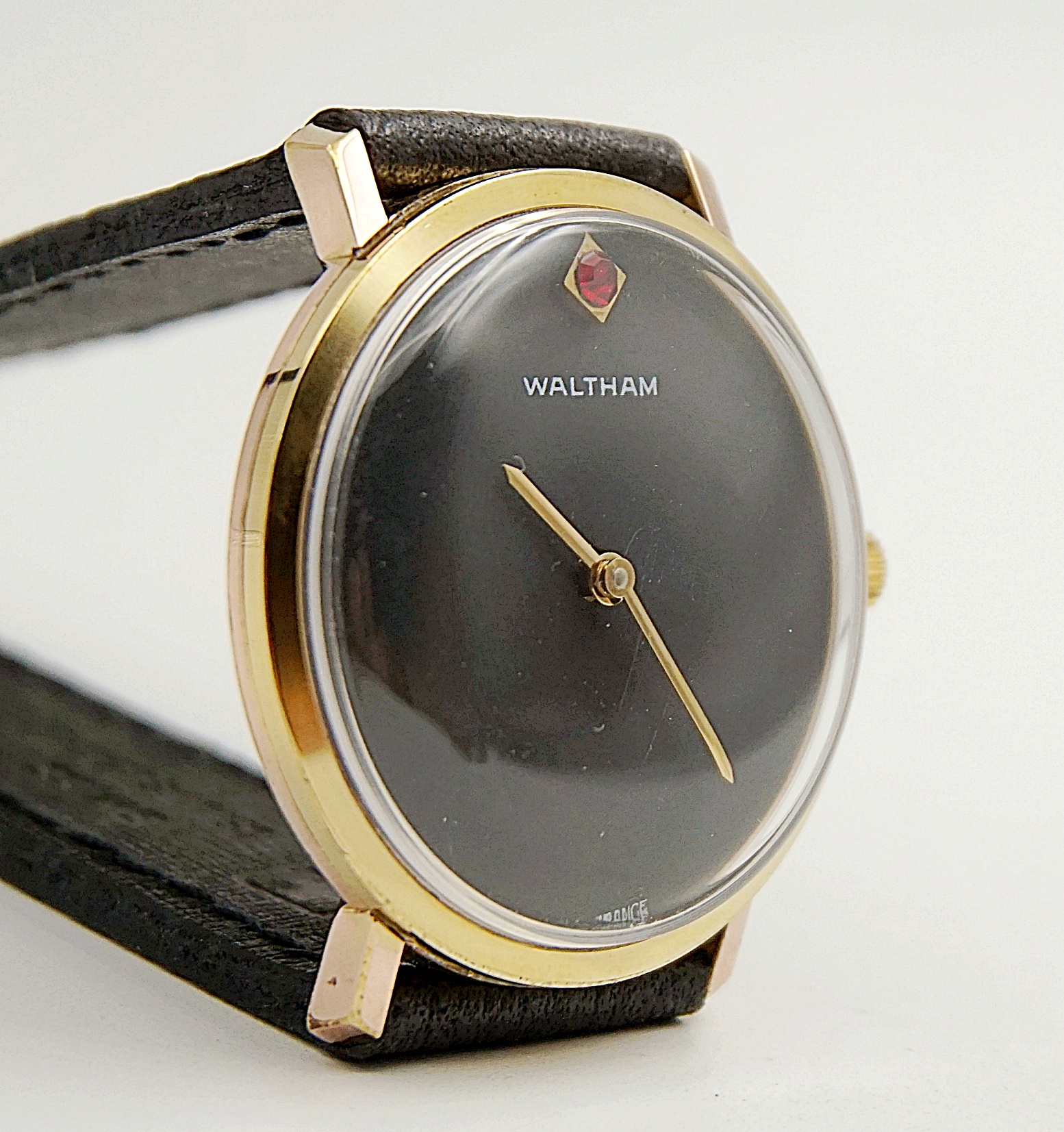 นาฬิกาเก่า WALTHAM ไขลาน