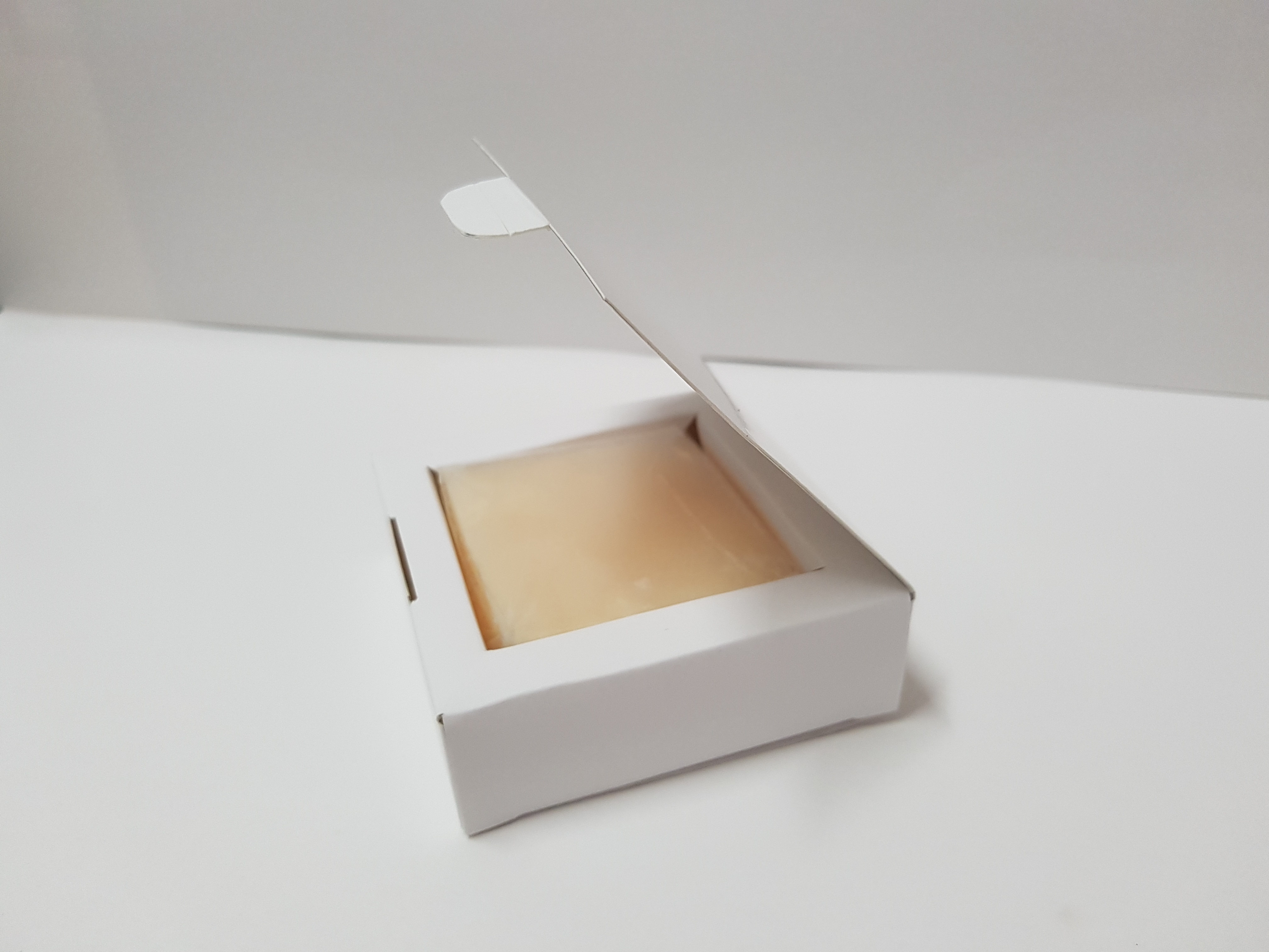 กล่องสบู่สำเร็จรูปเปิดฝาด้านบน