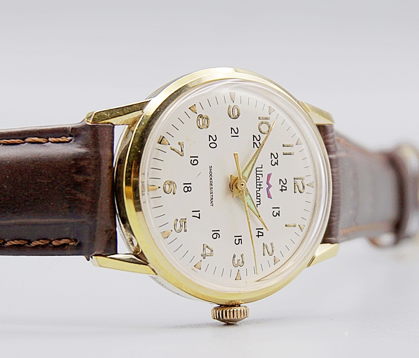 นาฬิกาเก่า WALTHAM ไขลาน