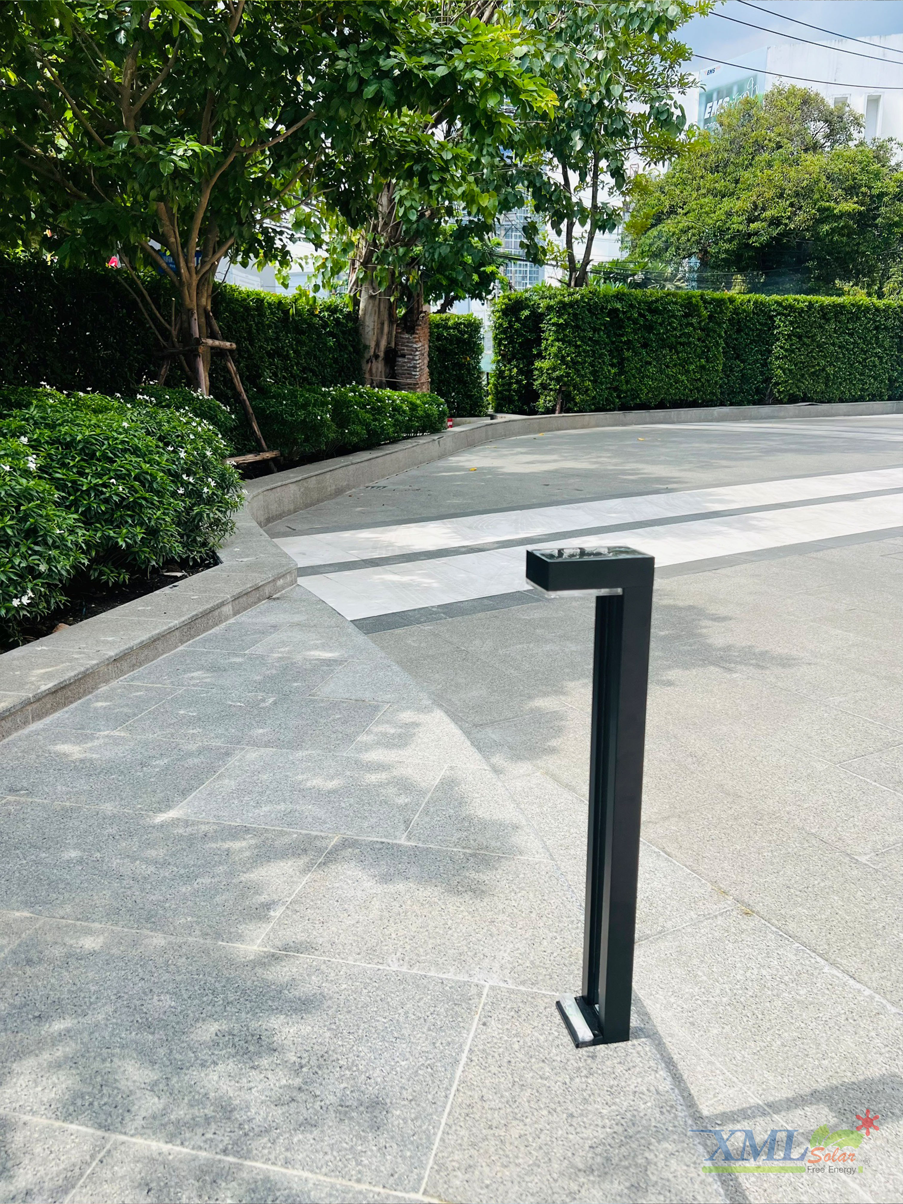 ไฟสนามโซล่าเซลล์ รุ่น มินิมอล (4 Led) (แสง : เหลืองวอมไวท์)(1 แถม 1)