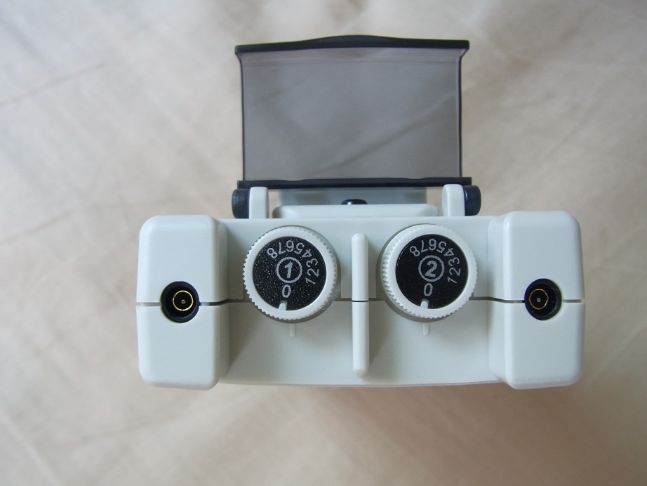 เครื่องกระตุ้นไฟฟ้าลดปวดแบบพกพา Chattanooga Intelect TENS Digital Portable Electrotherapy 77712