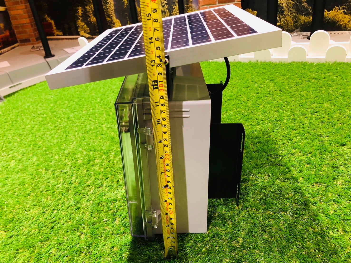 ไฟกระพริบเตือนจราจร ไฟเตือนทางแยกโซล่าเซลล์ 24 LED รุ่นใหม่*