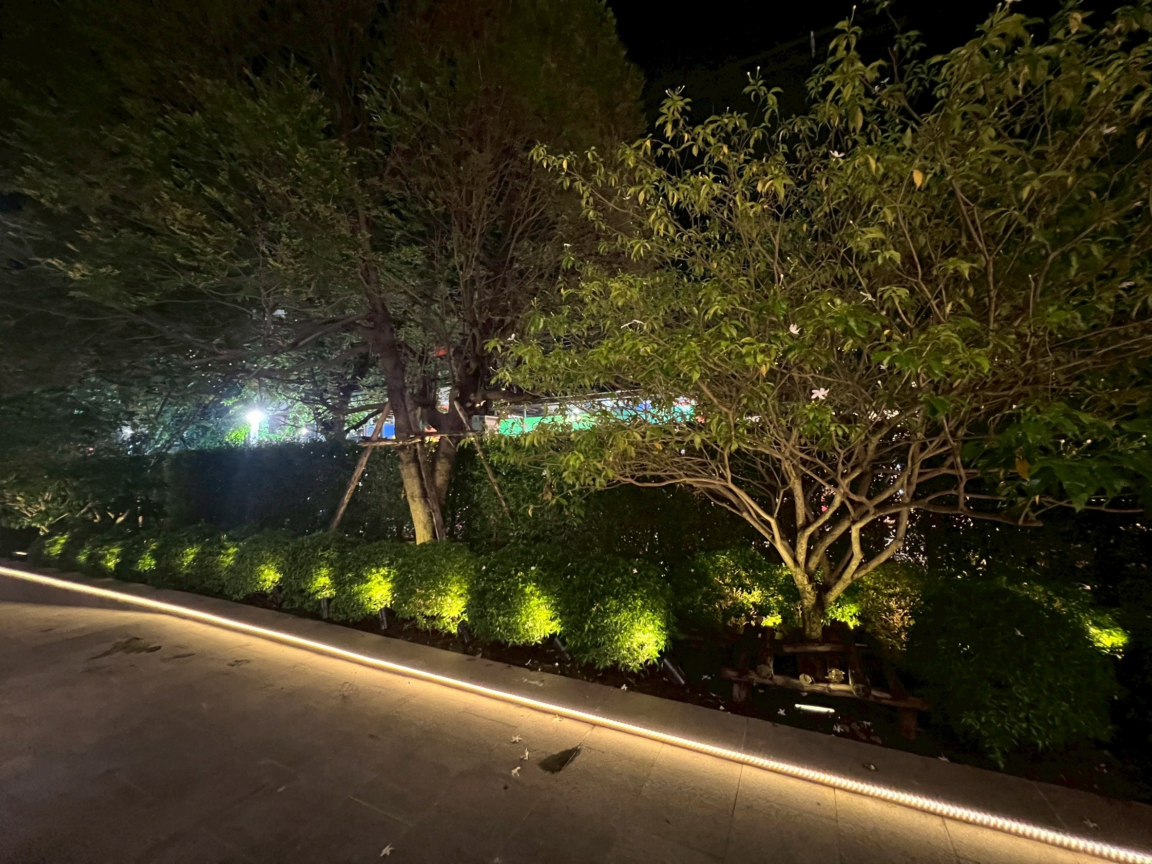 ไฟเส้นโซล่าเซลล์ รุ่น MD-SOLAR-SL10M / 20M / 30M / 50M (แสงเหลืองวอมไวท์)