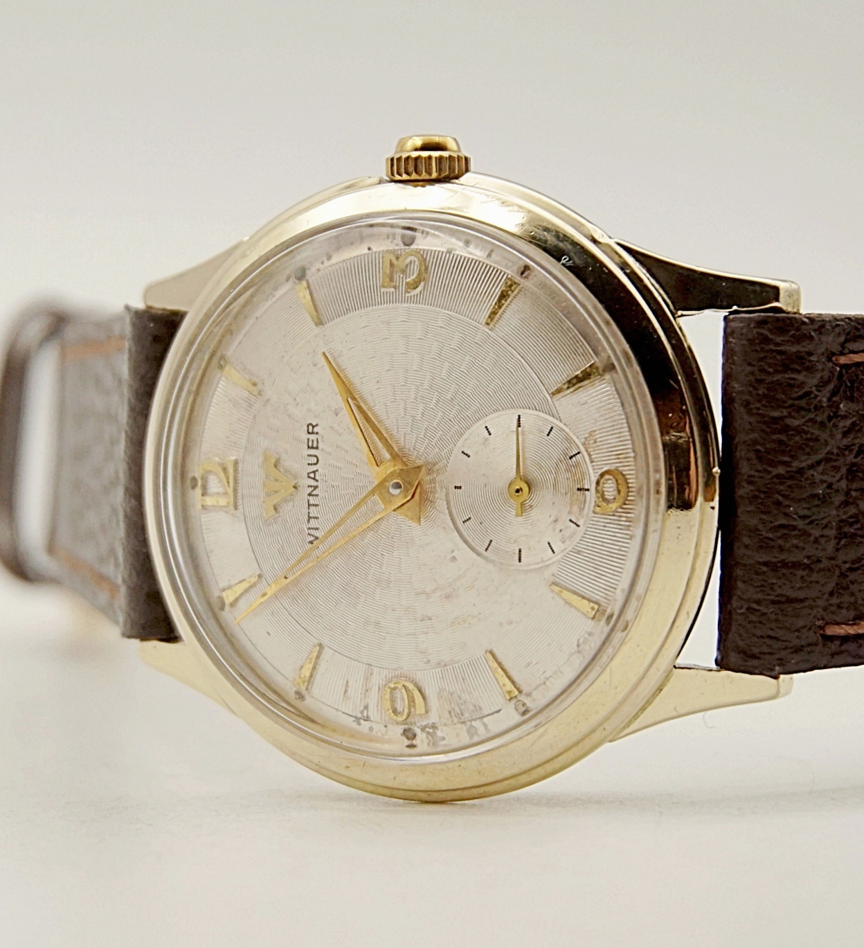 นาฬิกาเก่า WITTNAUER BY LONGINES ไขลานสองเข็มครึ่ง