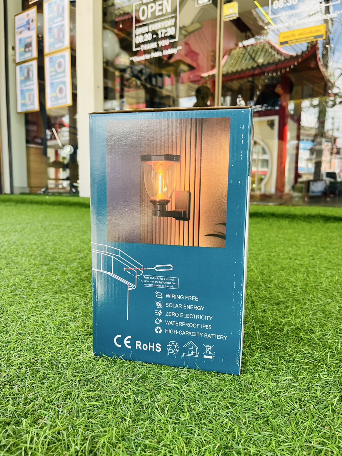 โคมไฟหัวเสาโซล่าเซลล์ LSXML-211 รุ่นภูเขาไฟ (แสง : เหลืองวอมไวท์)