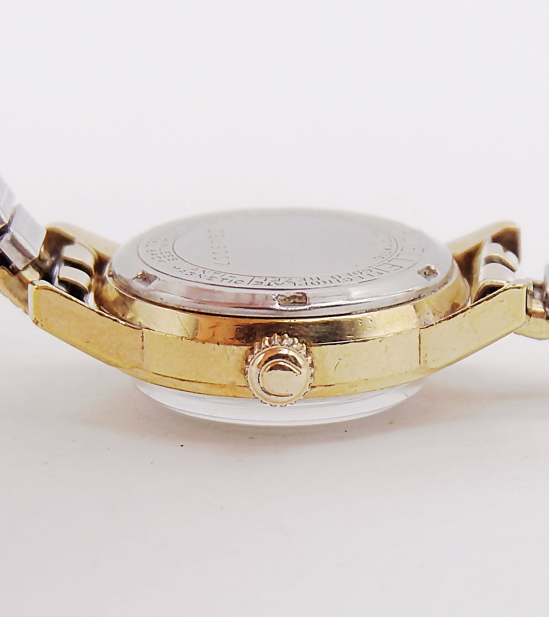 นาฬิกาเก่า CARAVELLE ออโตเมติก (ผู้หญิง)