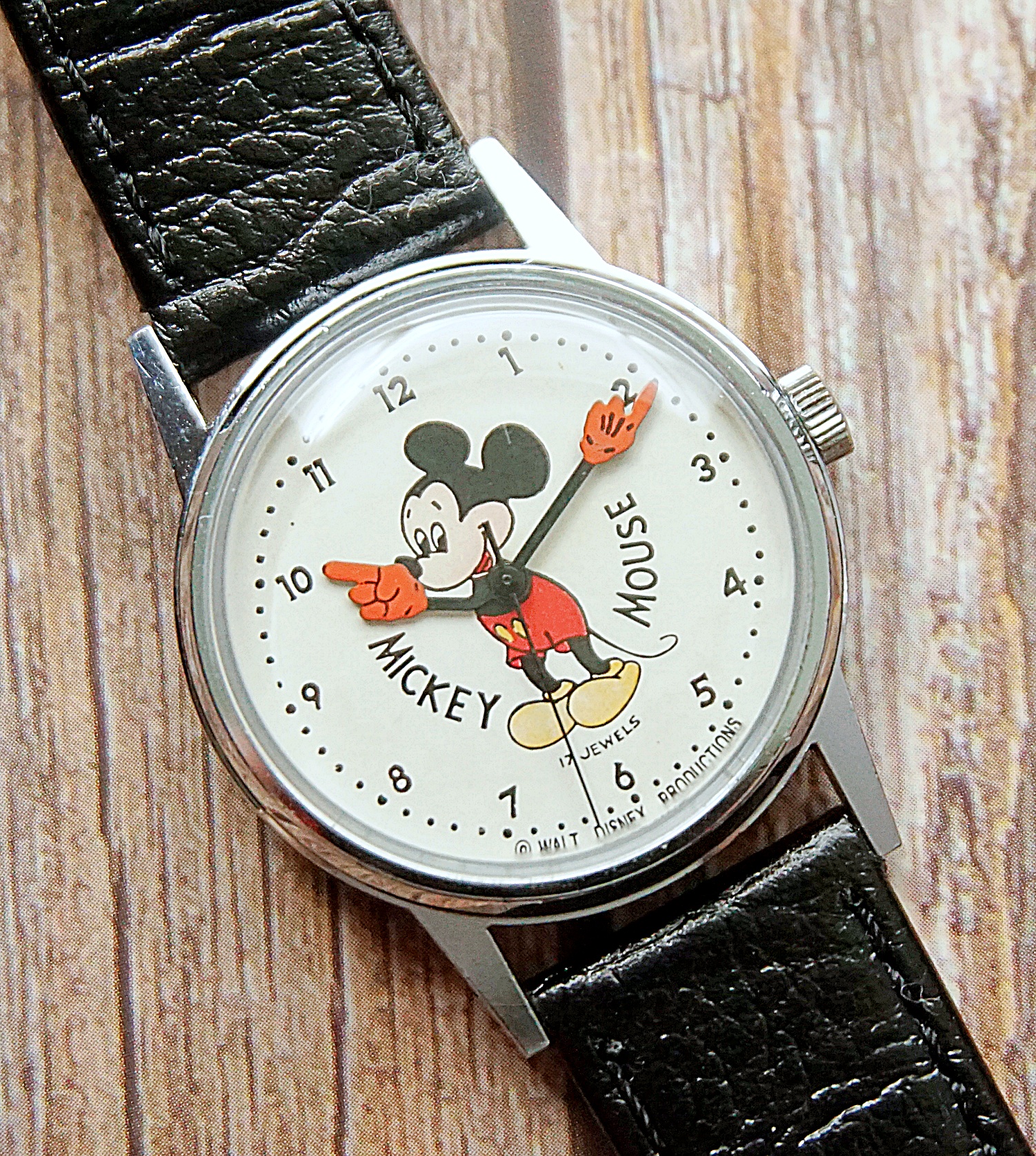 นาฬิกาเก่า MICKEY MOUSE ไขลาน