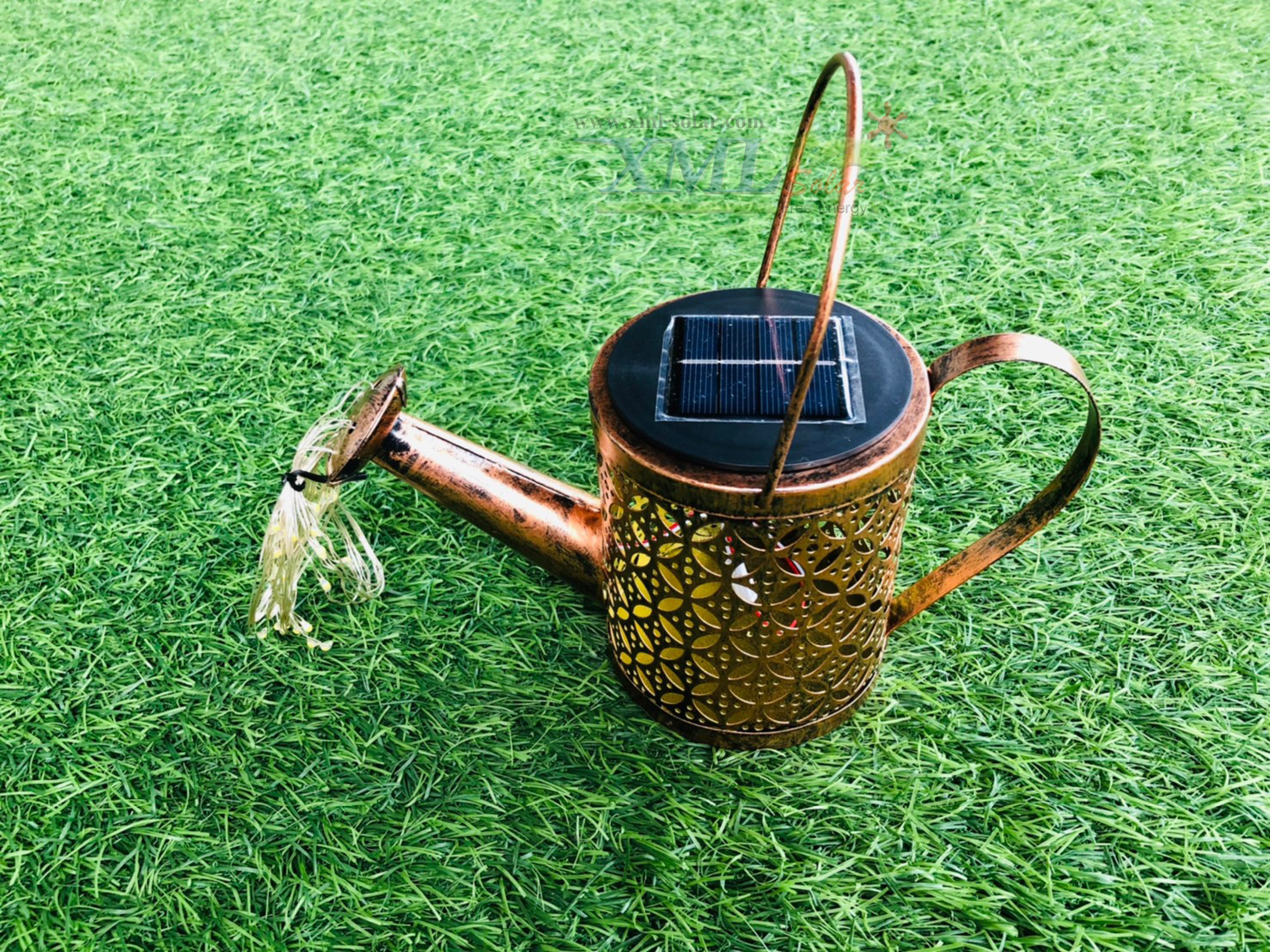 ไฟปักสนามโซล่าเซลล์ ทรงบัวรดน้ำ (chip 36 led ) (แสงเหลืองวอมไวท์)