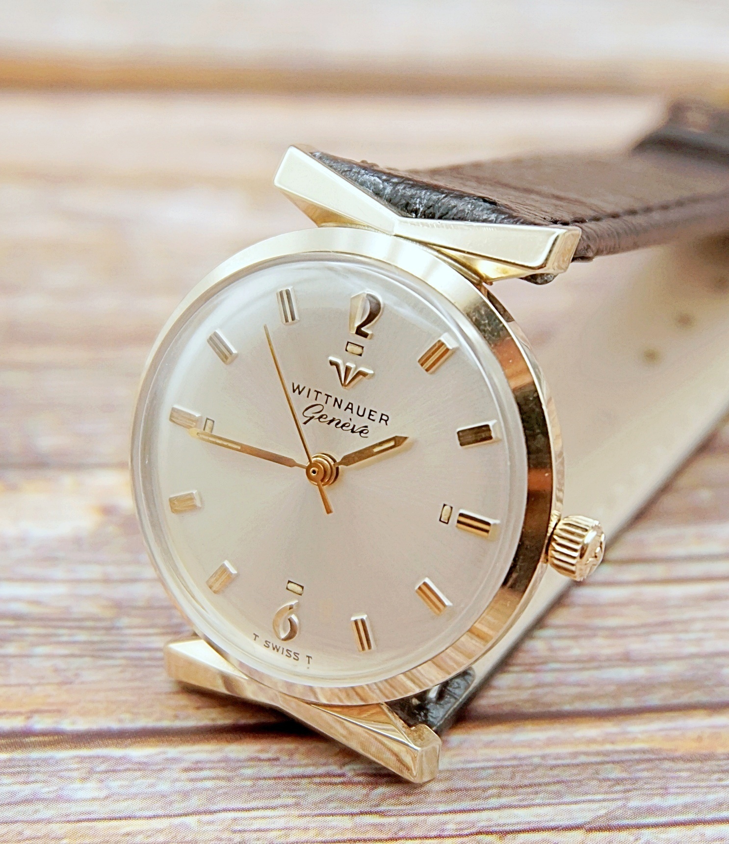 นาฬิกาเก่า WITTNAUER BY LONGINES ไขลาน
