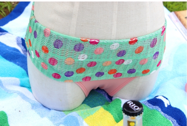 ชุดว่ายน้ำงาน vicki แบบ3ชิ้น มี3สี ชมพู,ฟ้า,ม่วง มีไซส์ M,XL ราคาส่ง3 ชิ้นคละแบบได้ทั้งร้าน ชุดละ 890 บาทค่ะ