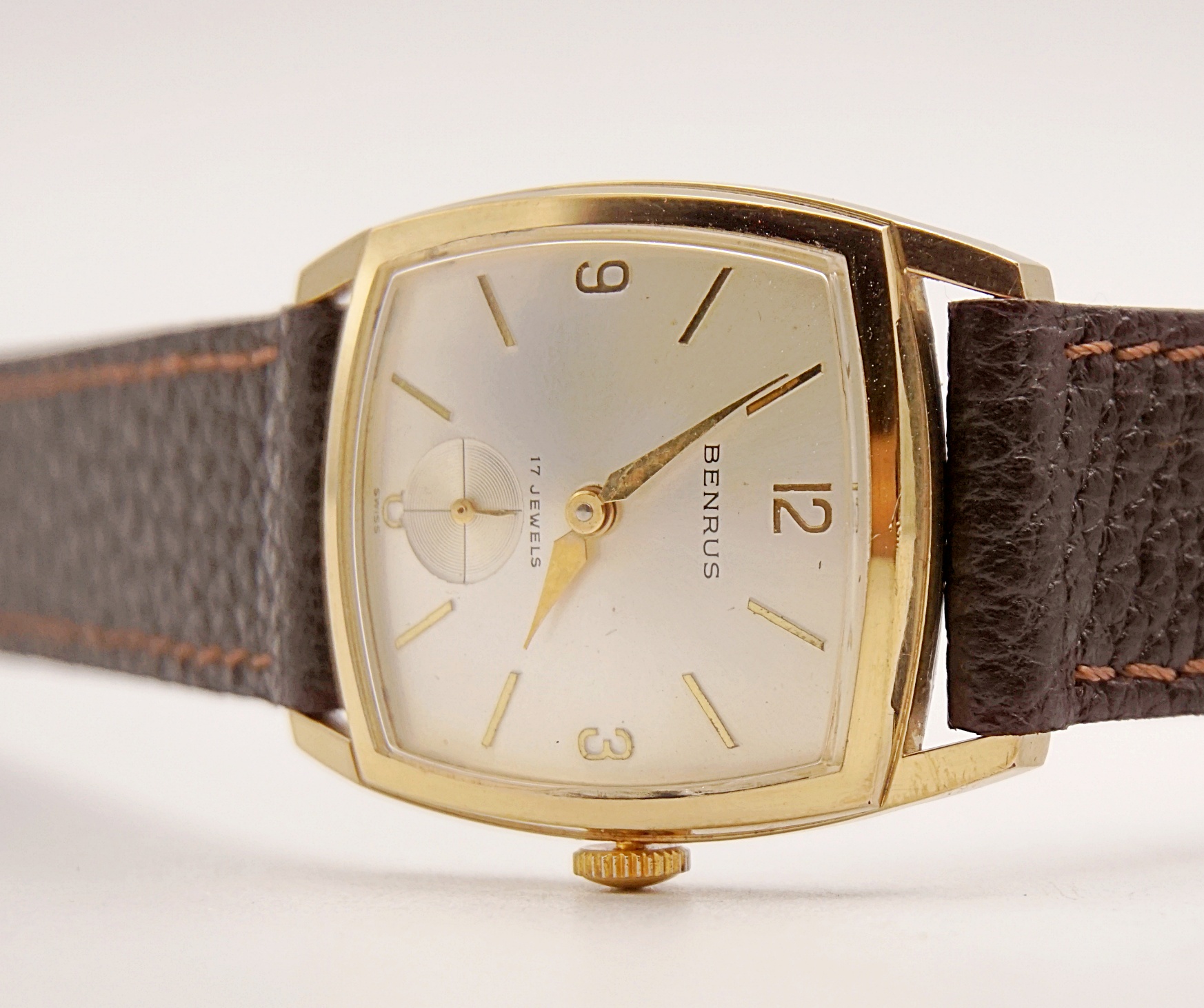 นาฬิกาเก่า BENRUS ไขลานสองเข็มครึ่ง