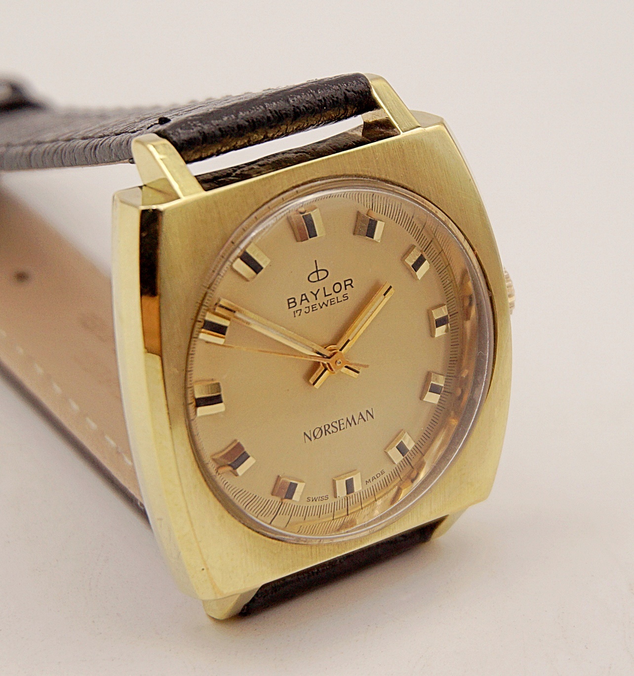 นาฬิกาเก่า BAYLOR ไขลาน