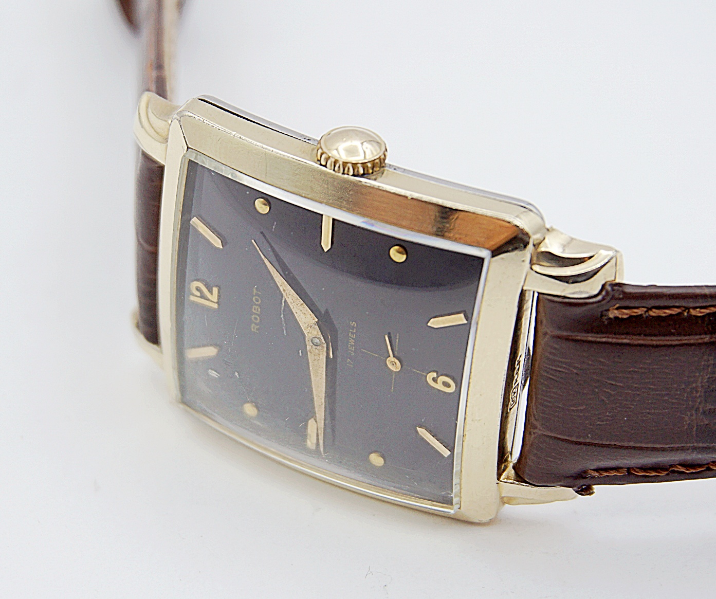นาฬิกาเก่า ROBOT ไขลาน
