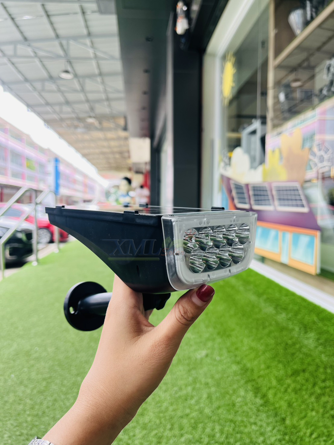 ไฟติดผนังโซล่าเซลล์ รุ่น SSL-02