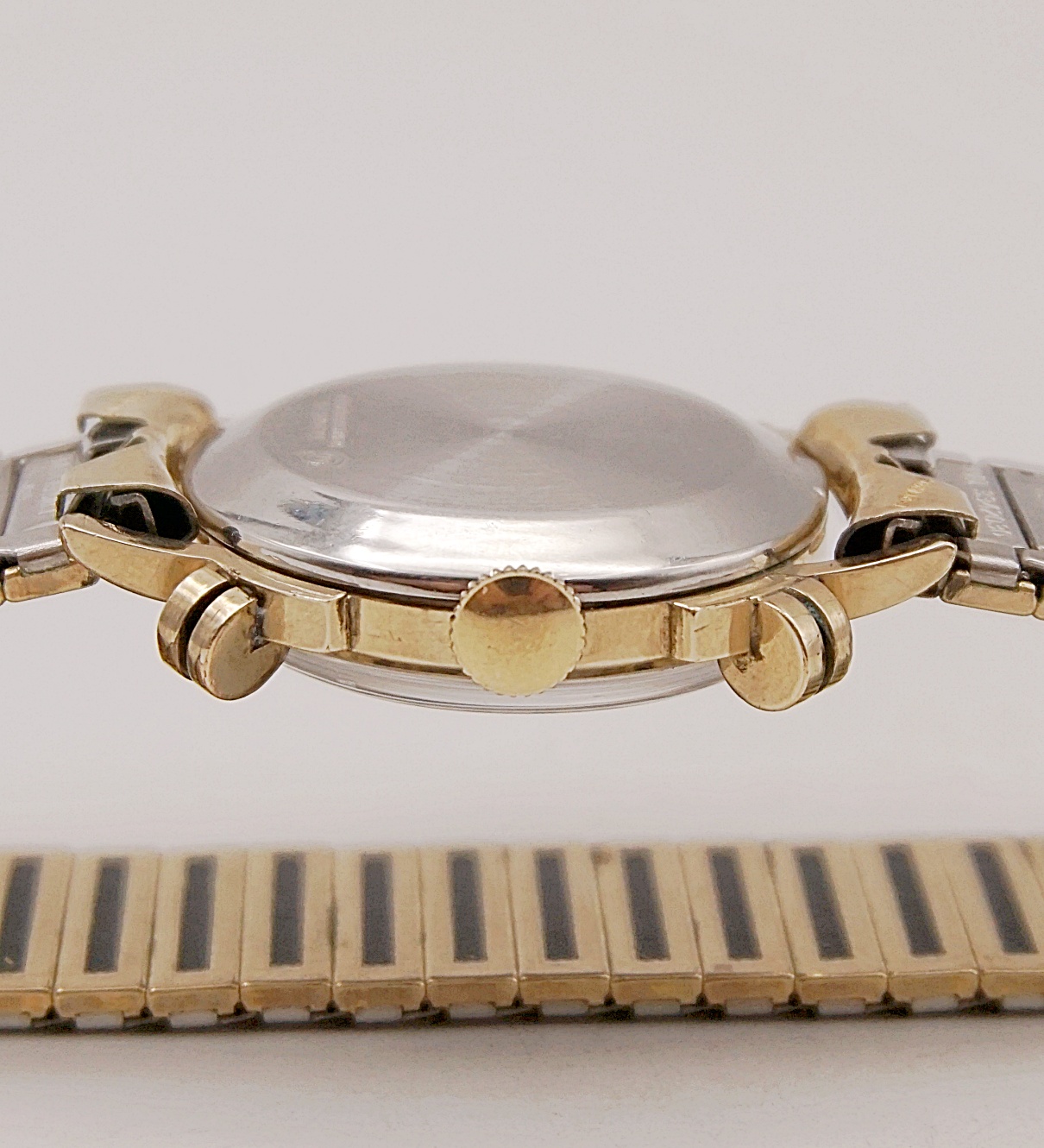 นาฬิกาเก่า BENRUS ไขลาน