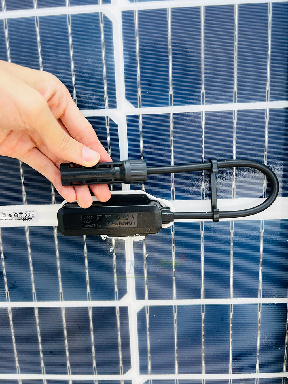 ชุดแอร์โซล่าเซลล์ TASAKI 25,000 BTU