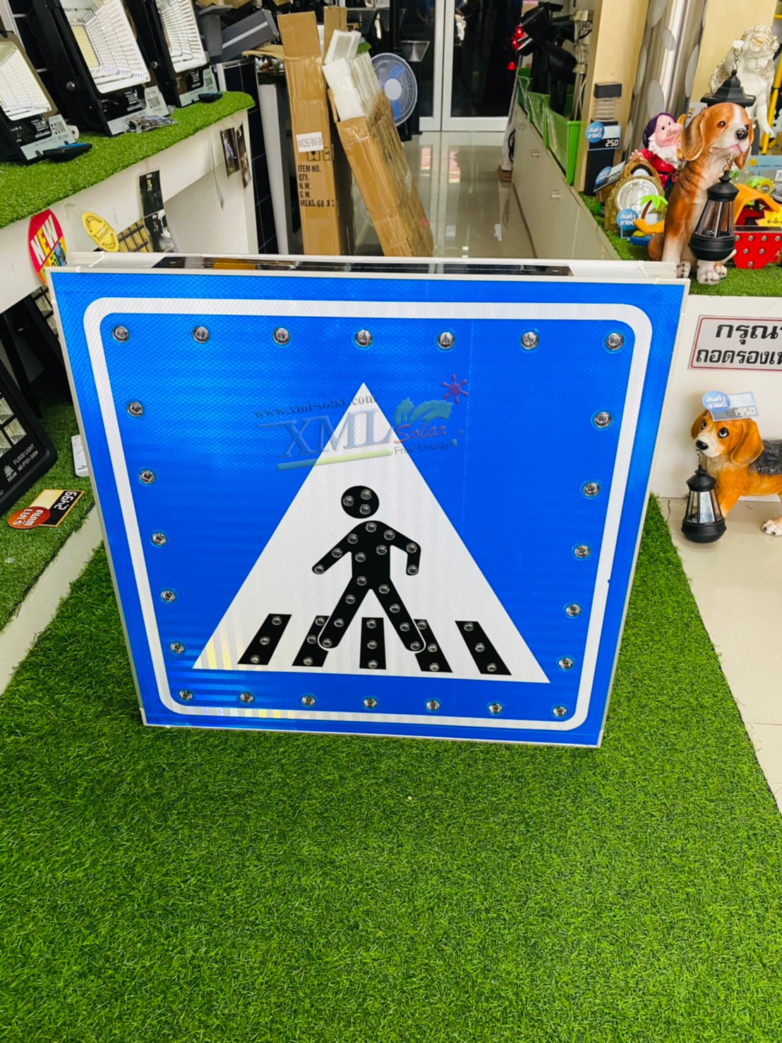 ป้ายไฟเตือนโซล่าเซลล์ คนข้ามถนน ใหม่