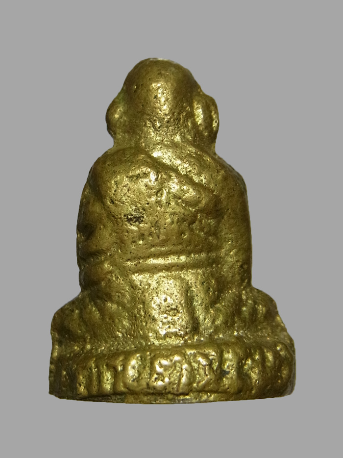 รูปหล่อโบราณ หลวงพ่อโต วัดบ้านกล้วย ปี2510